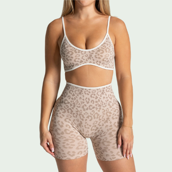 Seamless Leopard Print Yoga Bra 